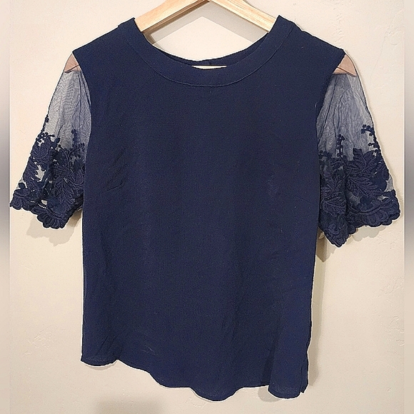 Lulu's Navy Blue Short Sleeve Lace Top - Picture 1 of 3